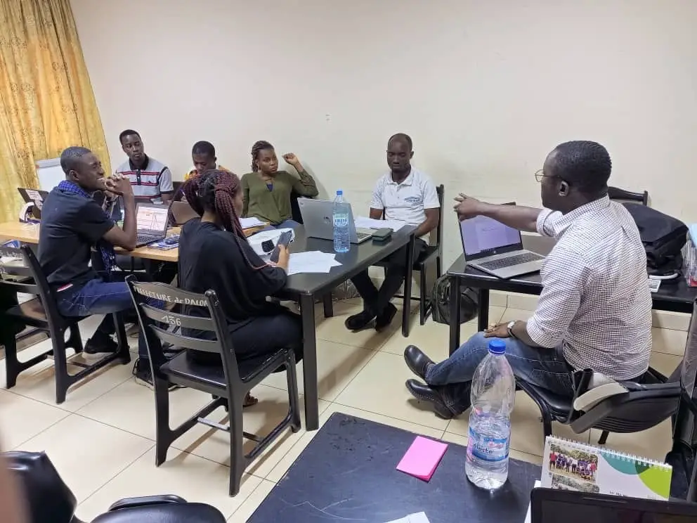 Atelier de travail en salle